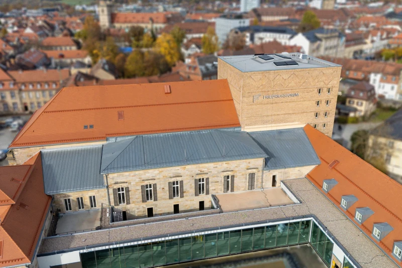 Außenansicht_s_Friedrichsforum_Bayreuth_800